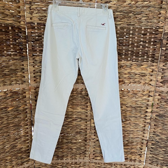 Hollister Khaki - Picture 3 of 5